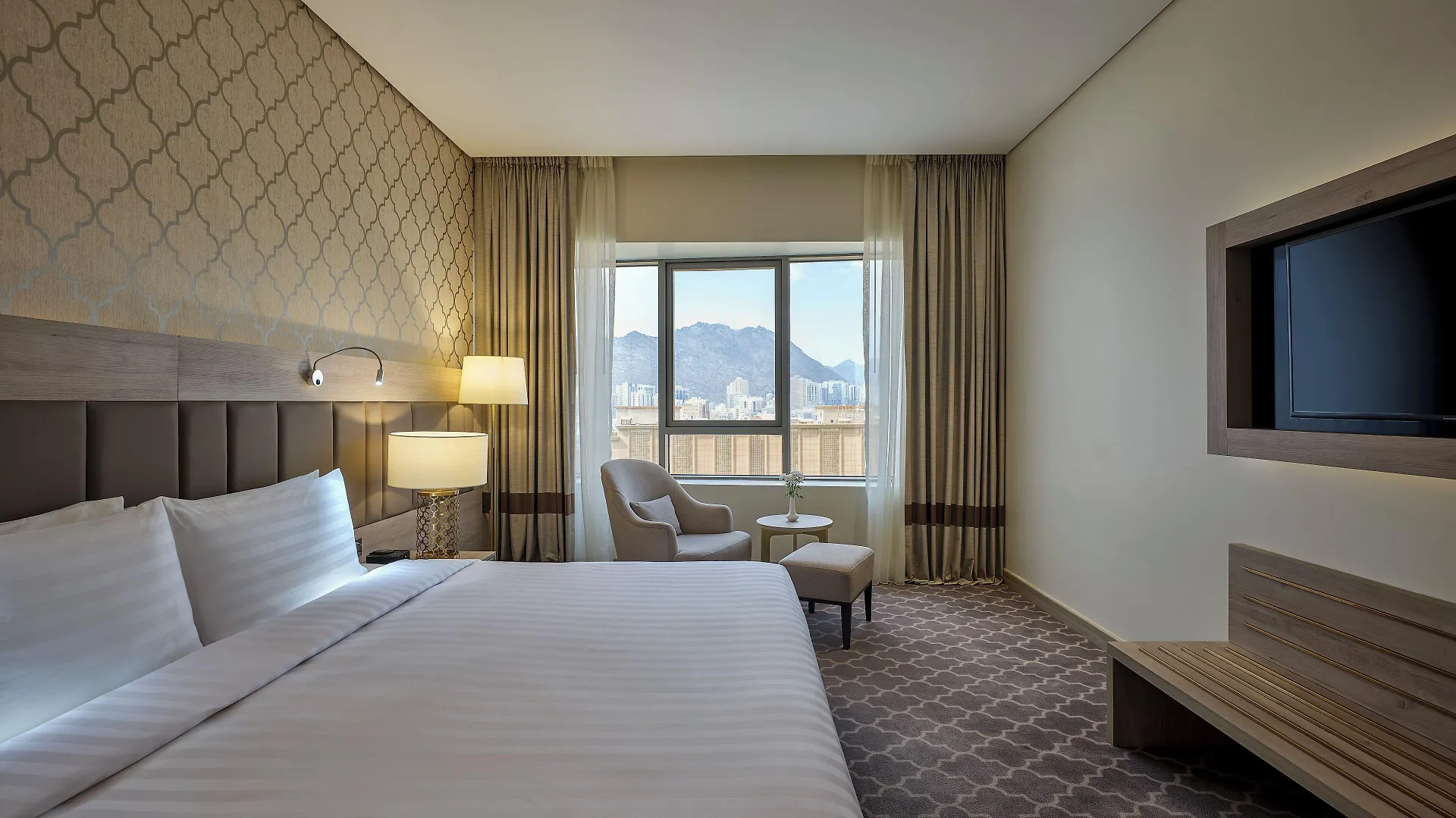 Doubletree By Hilton Makkah Aziziyah Hotel Mecca