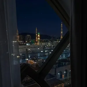 https://al-madina-golden.medinahotel.net