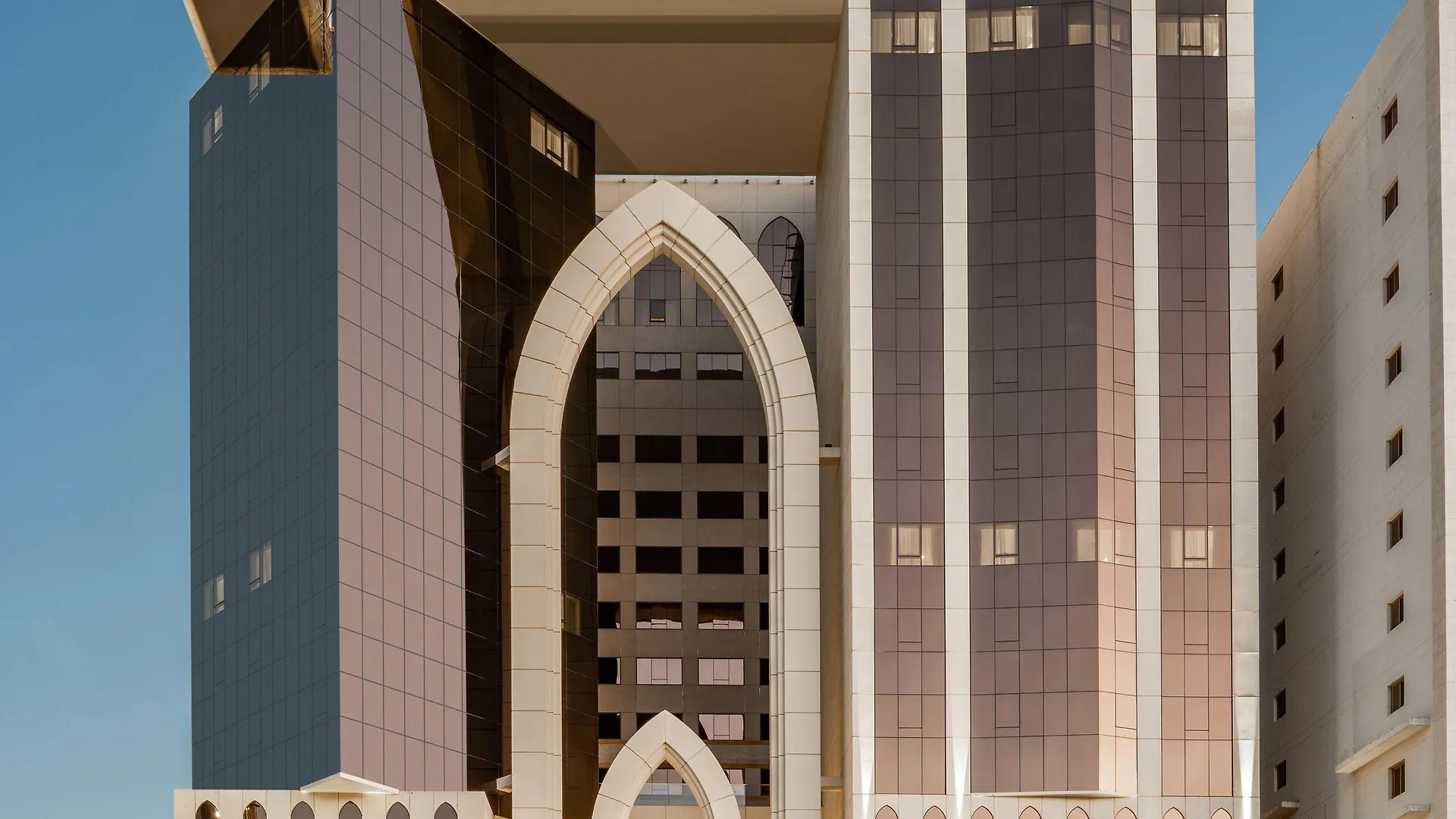 Doubletree By Hilton Makkah Aziziyah Hotel Mecca