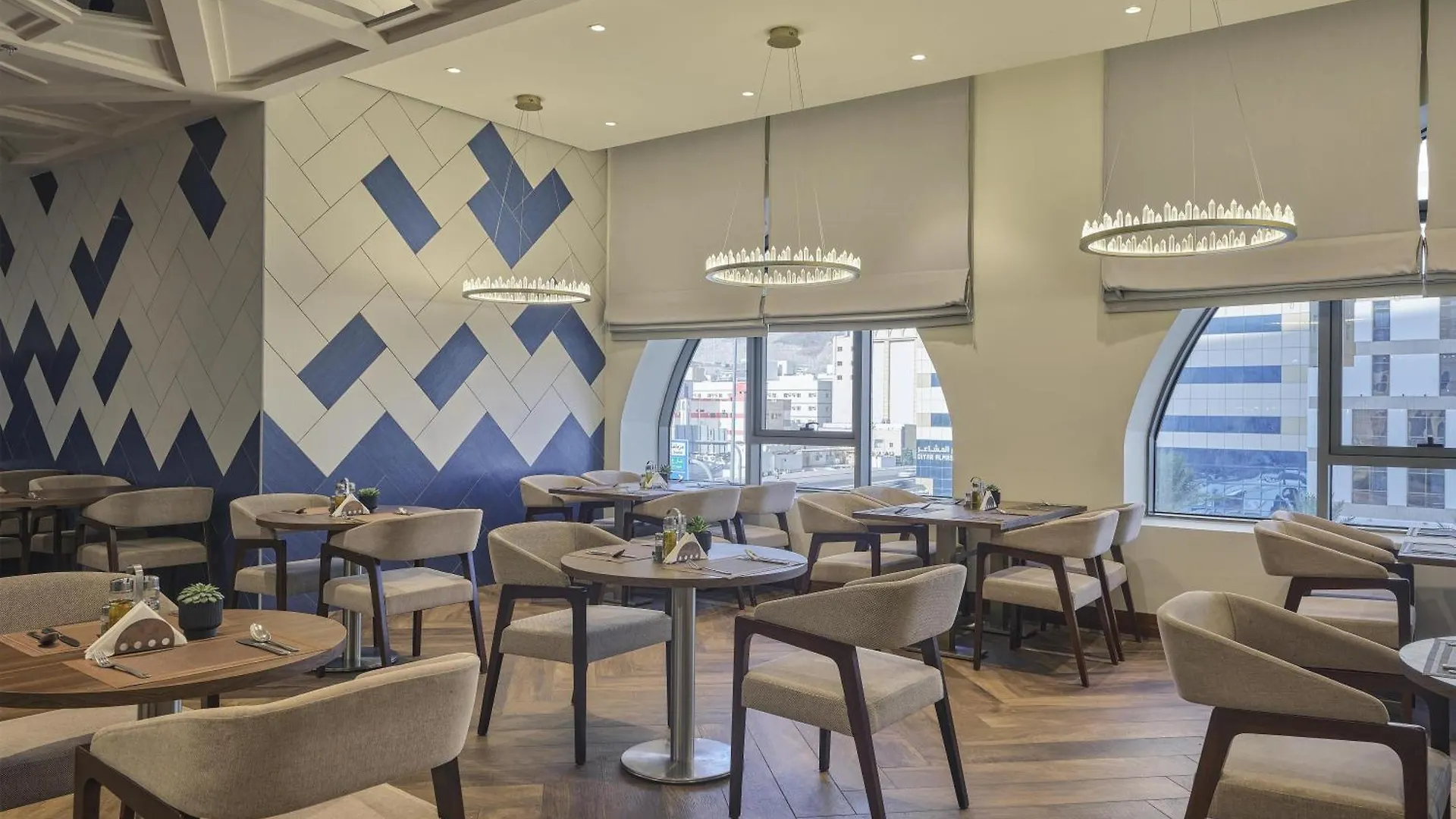 Doubletree By Hilton Makkah Aziziyah Hotel Mecca